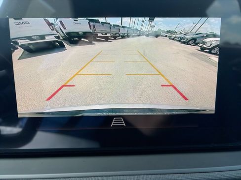 New 2026 Buick Envista Sport Touring w/ Convenience I Package FWD image 23