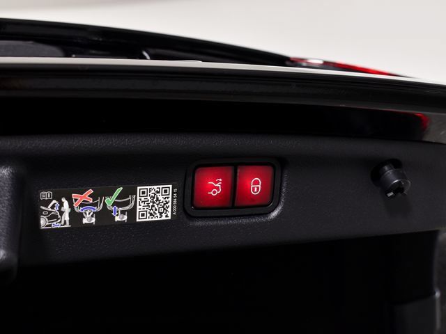 New 2026 Mercedes-Benz C 300 Sedan image 44