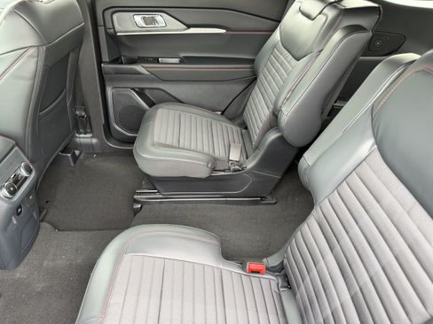 New 2026 Ford Explorer ST-Line AWD/4WD image 11
