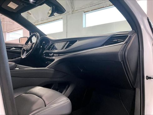 Used 2024 Buick Enclave Essence w/ Experience Buick Package image 14