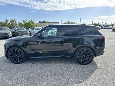 Used 2025 Land Rover Range Rover Sport Dynamic SE AWD/4WD image 11