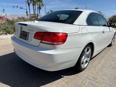 Used 2010 BMW 328i Convertible w/ Premium Pkg RWD image 13