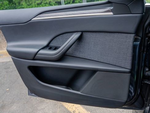 Used 2022 Tesla Model X AWD/4WD image 13