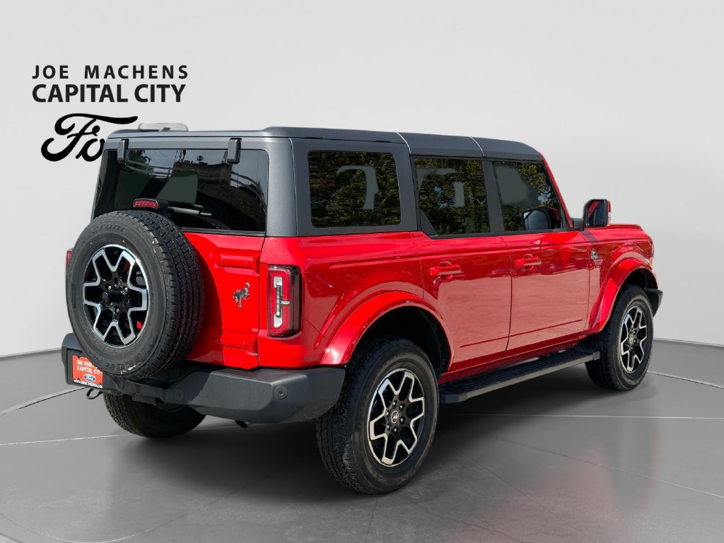 Used 2024 Ford Bronco Outer Banks AWD/4WD image 5