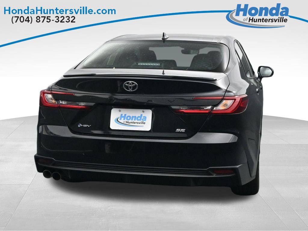 Used 2026 Toyota Camry SE w/ Convenience Package FWD image 2