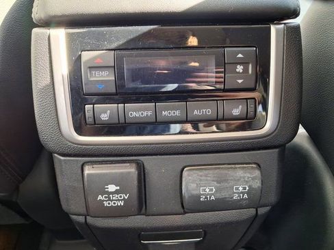 Used 2022 Subaru Ascent Touring w/ Popular Package #2A image 16