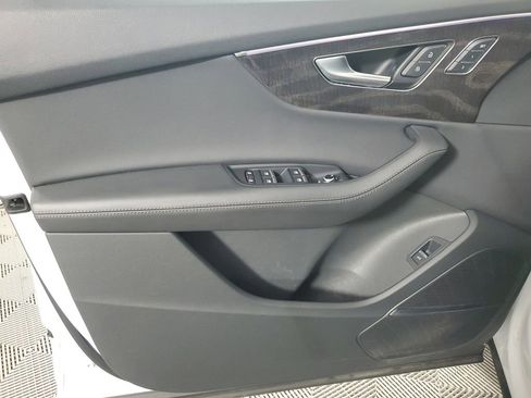 Used 2024 Audi Q7 3.0T Prestige image 20