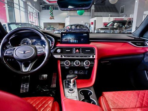 Used 2022 Genesis G70 3.3T Launch Edition image 29