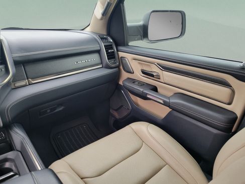 Certified 2019 RAM 1500 Limited RWD image 10