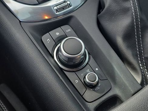 Used 2021 MAZDA MX-5 Miata RF Grand Touring image 18