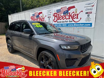 Used 2023 Jeep Grand Cherokee Altitude