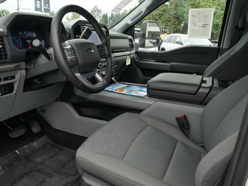 Used 2024 Ford F150 XLT w/ Equipment Group 302A MID image 10