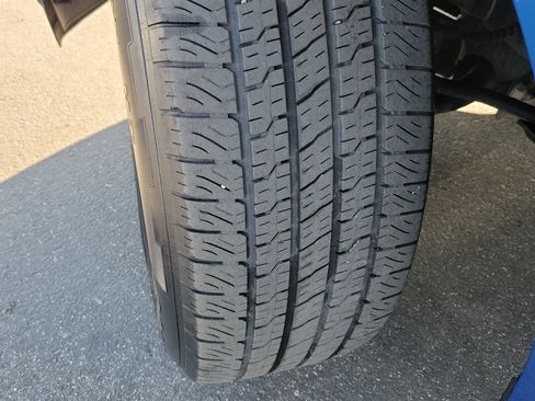 Certified 2023 Ford F150 Lariat w/ Equipment Group 502A High image 15