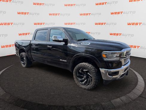 Used 2022 RAM 1500 Laramie AWD/4WD image 7