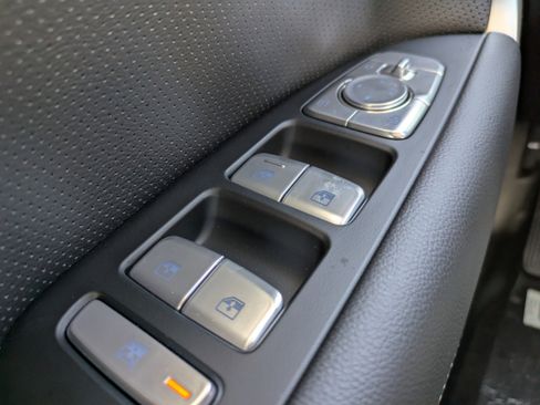 New 2026 Genesis G70 2.5T Prestige image 18