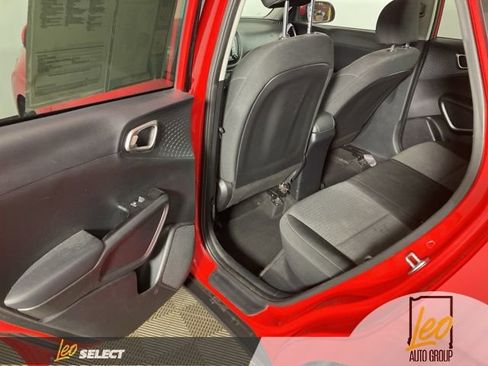 Used 2021 Kia Soul S FWD image 19