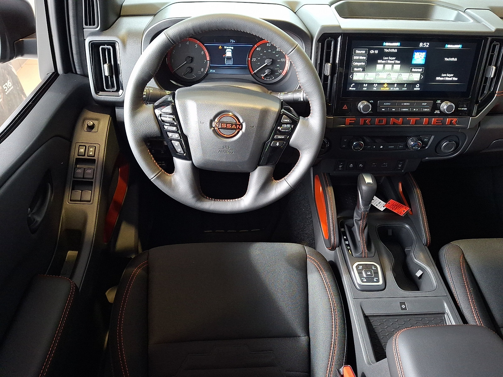 New 2026 Nissan Frontier PRO-4X w/ Pro-4x Convenience Package AWD/4WD image 8