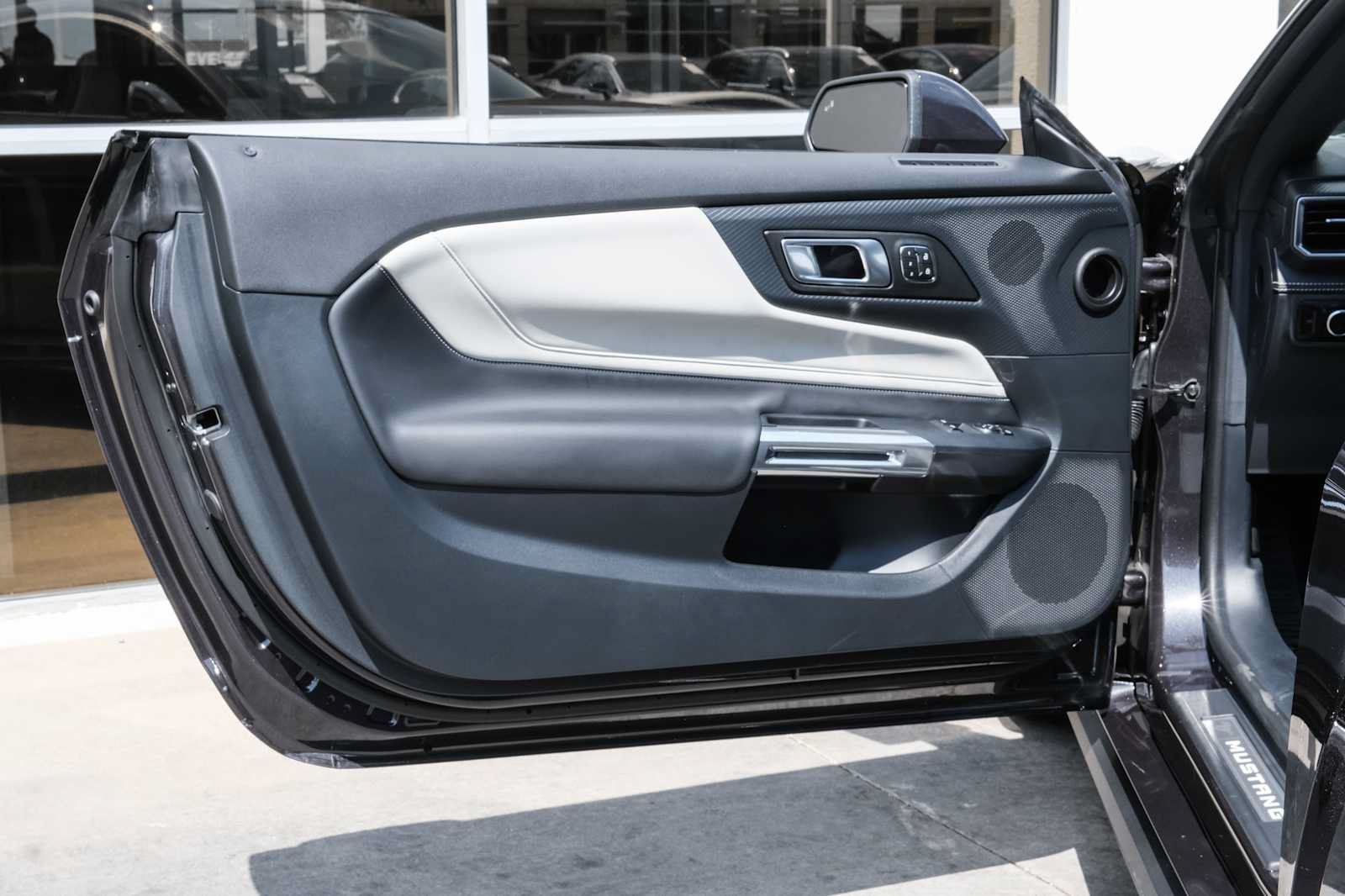 Used 2024 Ford Mustang GT Premium RWD image 30