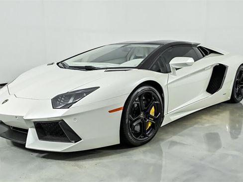 Used 2014 Lamborghini Aventador LP 700-4 AWD/4WD image 6