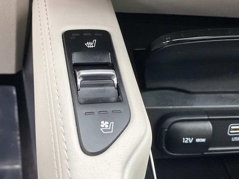 Used 2023 Kia Telluride EX FWD image 13