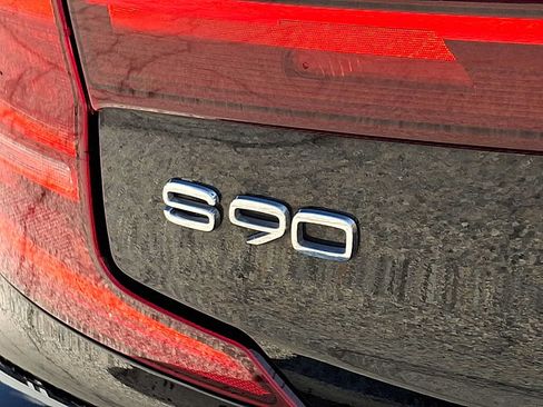 Used 2018 Volvo S90 T6 Inscription w/ Luxury Package AWD/4WD image 30