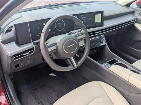 Used 2024 Hyundai Sonata SEL w/ Convenience Package FWD image 10