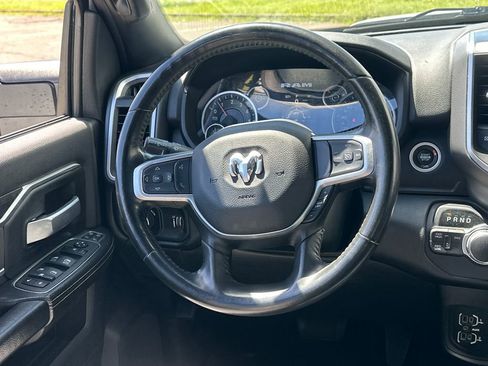 Used 2024 RAM 2500 Big Horn AWD/4WD image 18