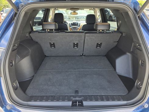 Used 2019 Chevrolet Equinox Premier FWD image 12