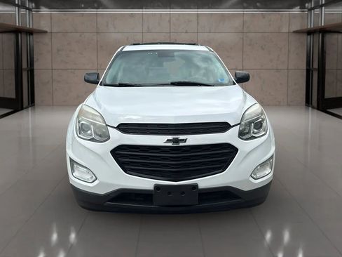 Used 2017 Chevrolet Equinox LT w/ Sport Edition image 2