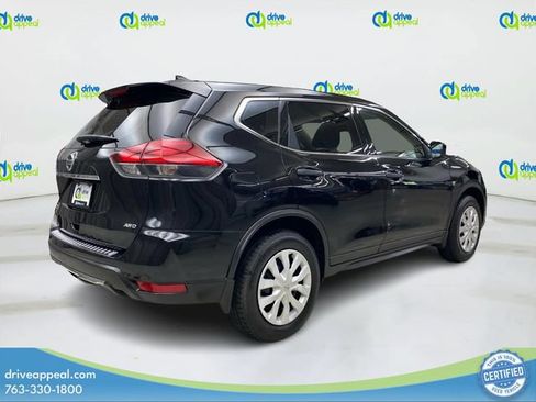 Used 2017 Nissan Rogue S AWD/4WD image 5