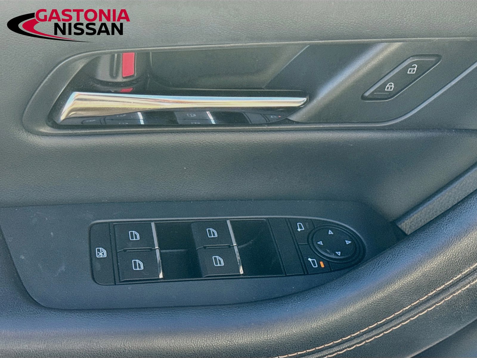 Used 2024 MAZDA CX-90 Plug-In Hybrid w/ Preferred AWD/4WD image 23