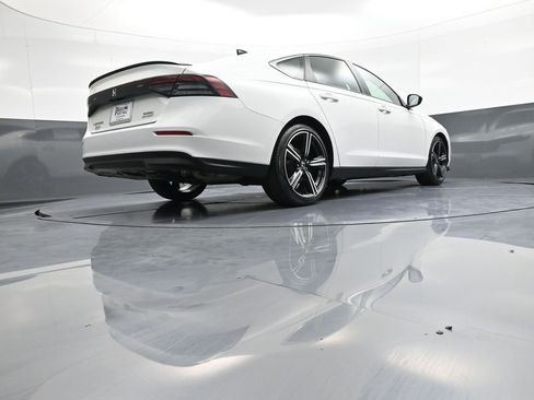 Certified 2024 Honda Accord Sport image 29
