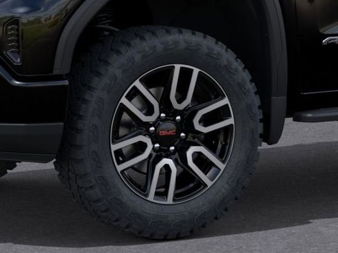 New 2026 GMC Sierra 1500 AT4 w/ AT4 Premium Package AWD/4WD image 9