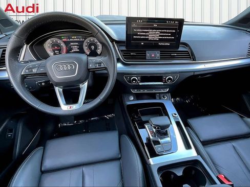 Certified 2025 Audi Q5 2.0T Premium Plus AWD/4WD image 7