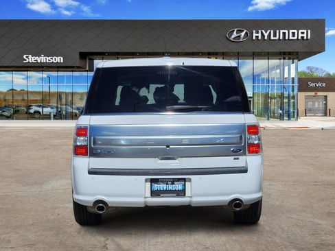 Used 2019 Ford Flex Limited AWD/4WD image 3
