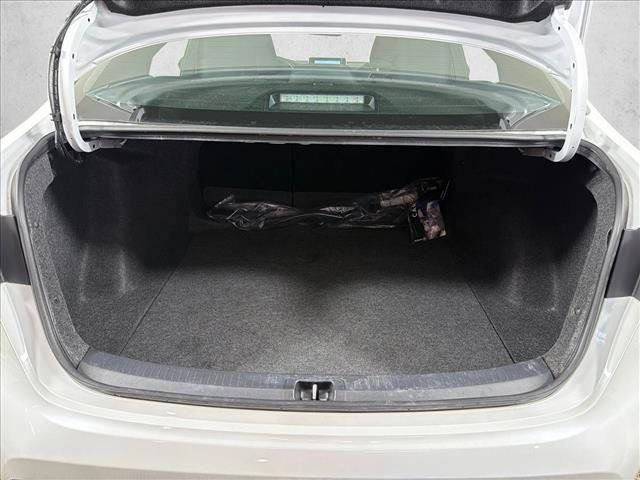 Used 2025 Toyota Corolla SE FWD image 18