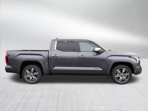 Used 2024 Toyota Tundra Capstone AWD/4WD image 8