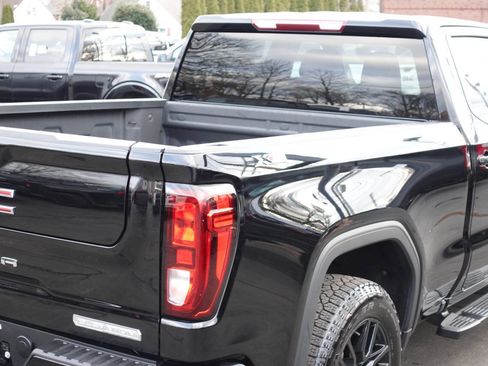 Used 2024 GMC Sierra 1500 Elevation image 11