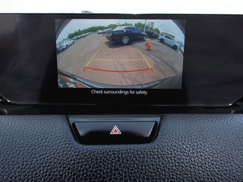 Used 2024 MAZDA CX-90 Plug-In Hybrid w/ Preferred AWD/4WD image 29
