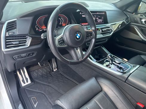 Used 2019 BMW X5 xDrive40i w/ M Sport Package image 22