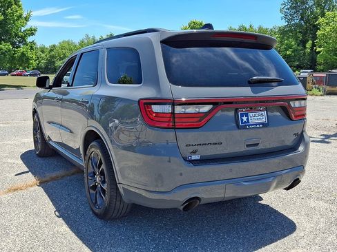 Used 2023 Dodge Durango R/T AWD/4WD image 9