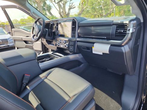 New 2025 Ford F350 Lariat w/ Lariat Ultimate Package image 19