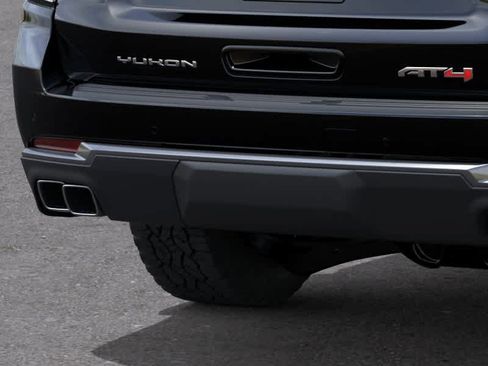 New 2026 GMC Yukon AT4 AWD/4WD image 14