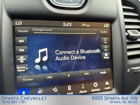 Used 2018 Chrysler 300 S w/ 300S Premium Group 2 AWD/4WD image 32