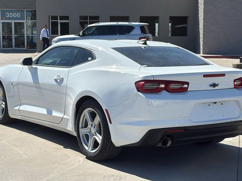 Used 2019 Chevrolet Camaro LT image 3