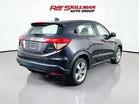 Used 2017 Honda HR-V LX image 7