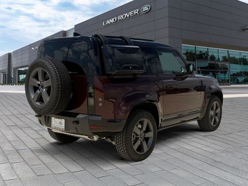 New 2026 Land Rover Defender 90 X-Dynamic SE AWD/4WD image 5