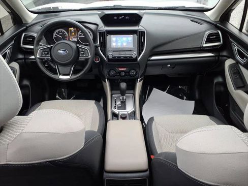 Used 2021 Subaru Forester Premium AWD/4WD image 8