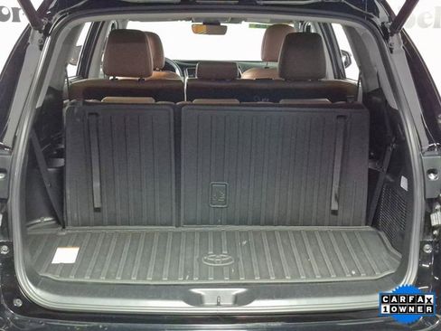 Used 2019 Toyota Highlander Limited image 27