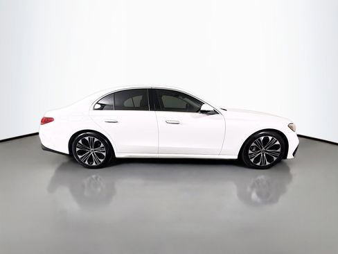 Used 2025 Mercedes-Benz E 350 Sedan image 11